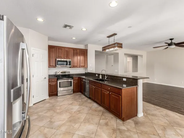 11249 N 161ST Avenue, Surprise, AZ 85379