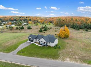 1800 Farmview, Petoskey, MI 49770