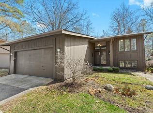 6523 Blue Spruce Ct, West Bloomfield, MI