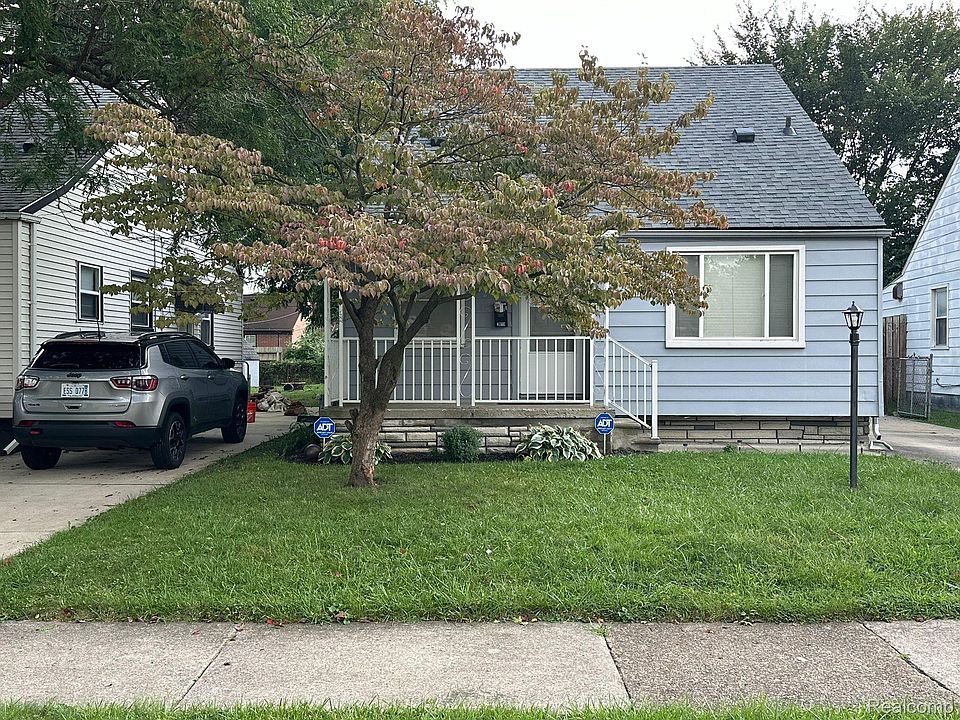 1st image of 2079 Cleveland Ave