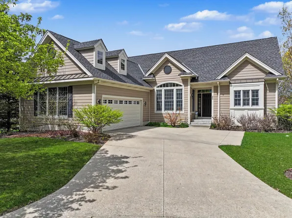 30 Denali Ct, South Barrington, IL 60010