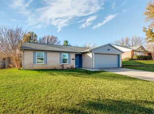 7617 Mapleleaf Dr, North Richland Hills, TX 76182