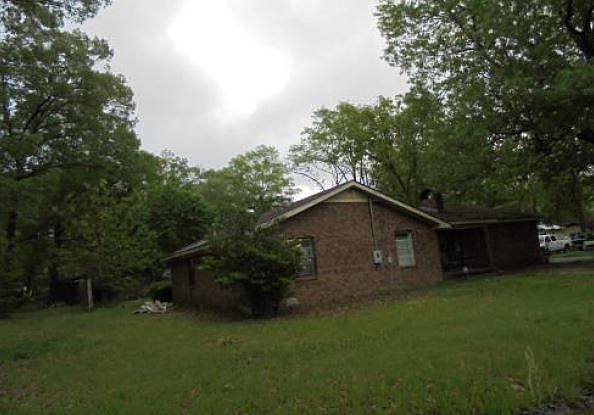 2nd image of 2133 Avon Ave