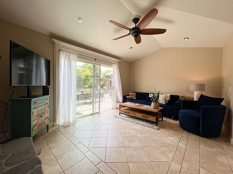 3321 Anita Ct — Photo 34