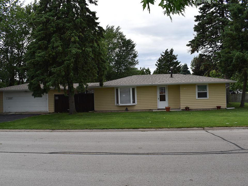 1st image of 2351 Greengold St