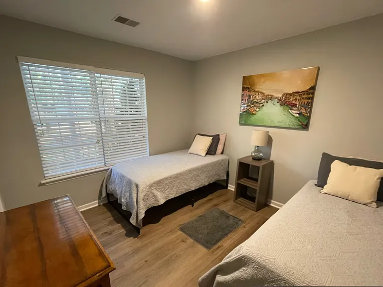 1264 Center Lake Dr — Photo 31