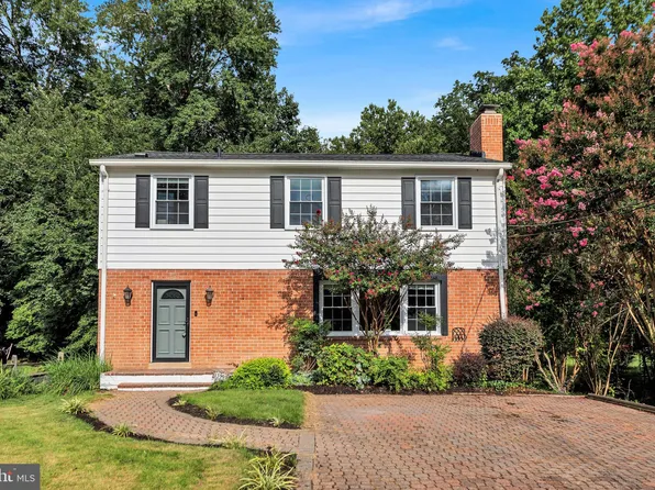 15903 Sherwood Ave, Laurel, MD 20707