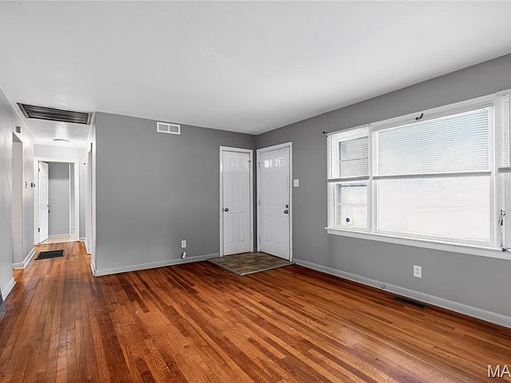 4th image of 236 Forestwood Dr