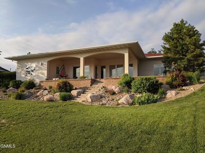 3924 Poseidon Loop, Bismarck, ND, 58504