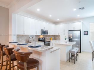 11943 SW 26th Ct, Hollywood, FL 33025