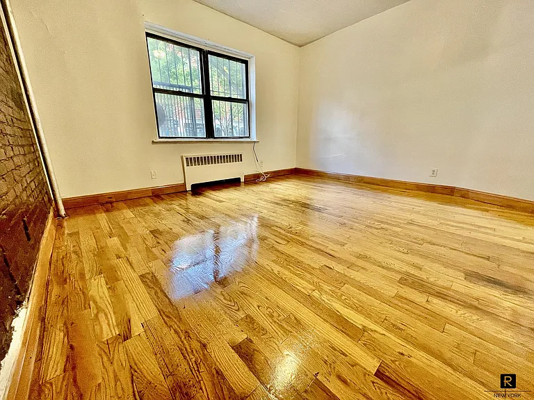 260 W 135th St #D — Photo 13
