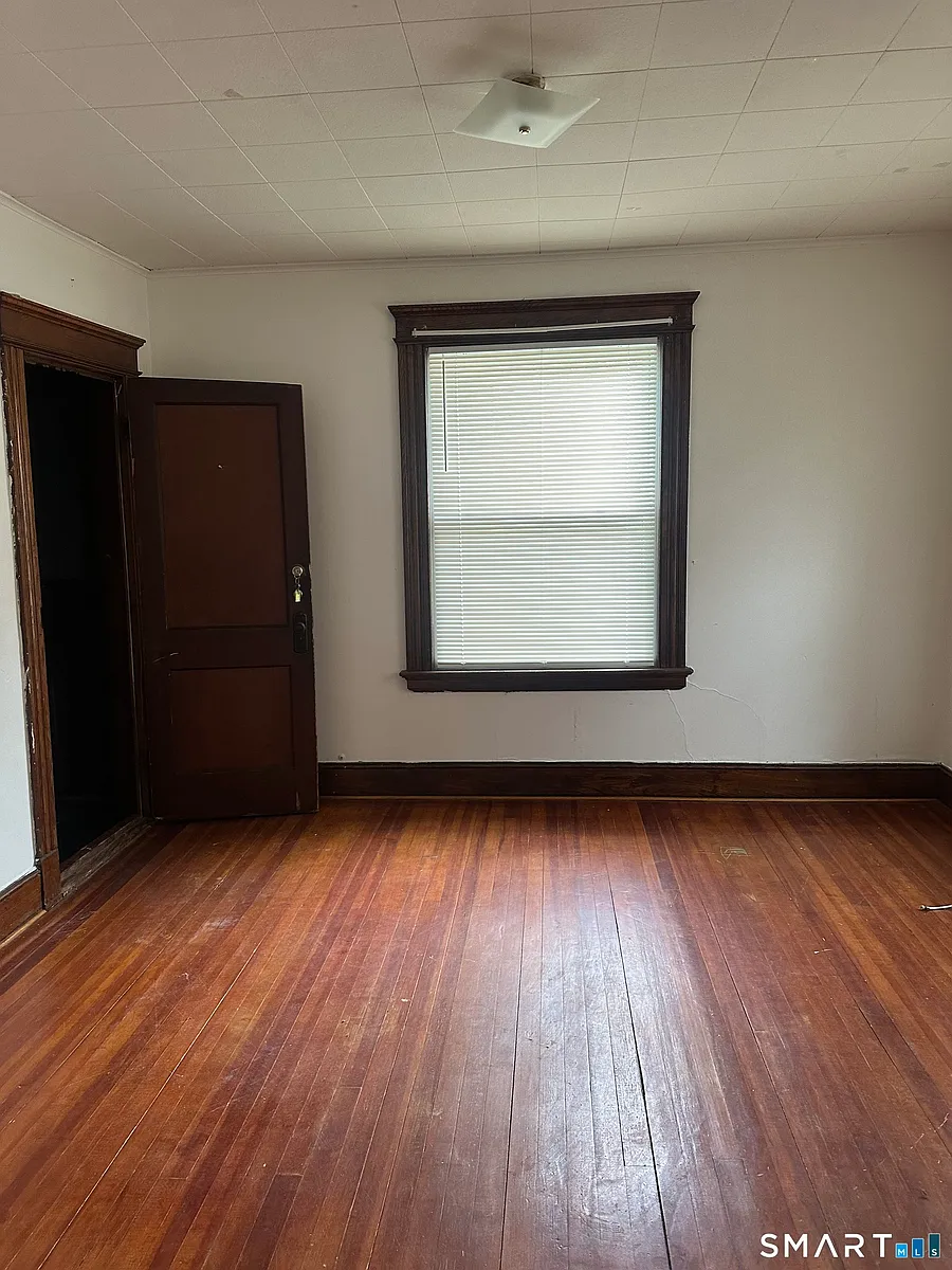Building Photo - 60 Poplar St #3