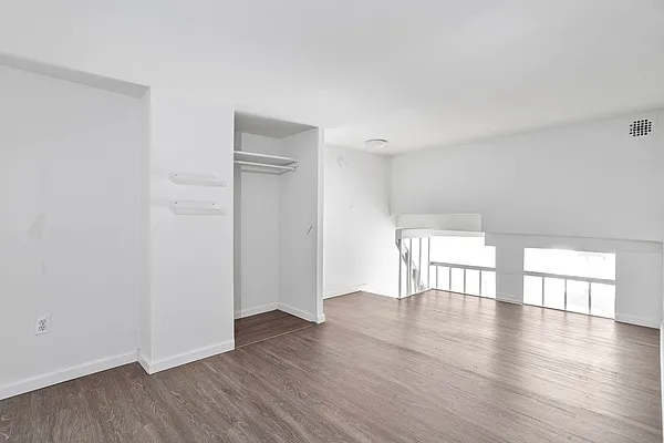 Rented by Kole Group | media 8