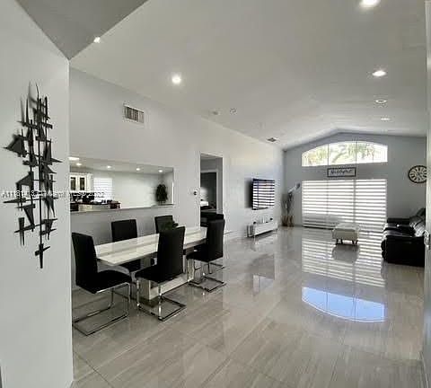 5th image of 3573 SW 49th Pl #3573