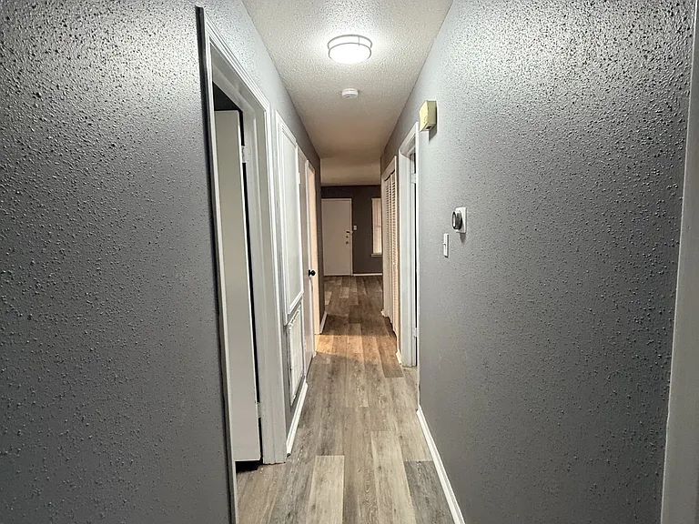 105 S Oklahoma St — Photo 13