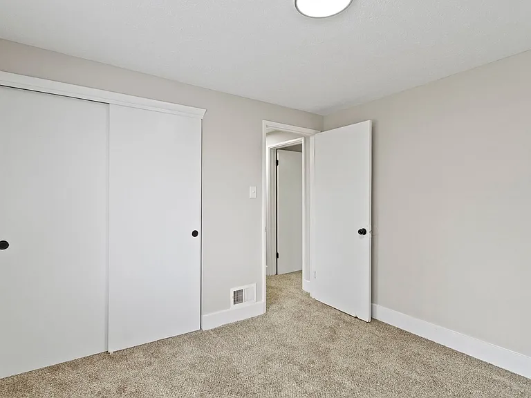 The Vistas Apartment Homes — Photo 44