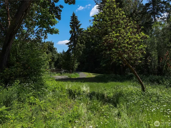 712 Cornwall Road NW, Lakebay, WA 98349