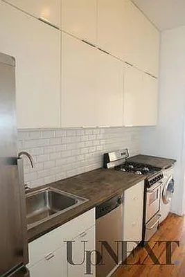 Rented by UpNext Real Estate | media 11