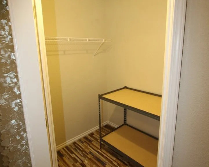 23827 Chandelle Dr — Photo 10