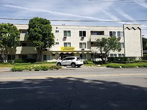 5000 Coldwater Canyon Ave #2 Photo 1