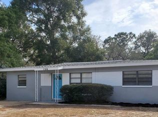 708 E Spruce St, Tarpon Springs, FL 34689