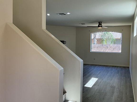 3rd image of 2222 W Night Air Ln