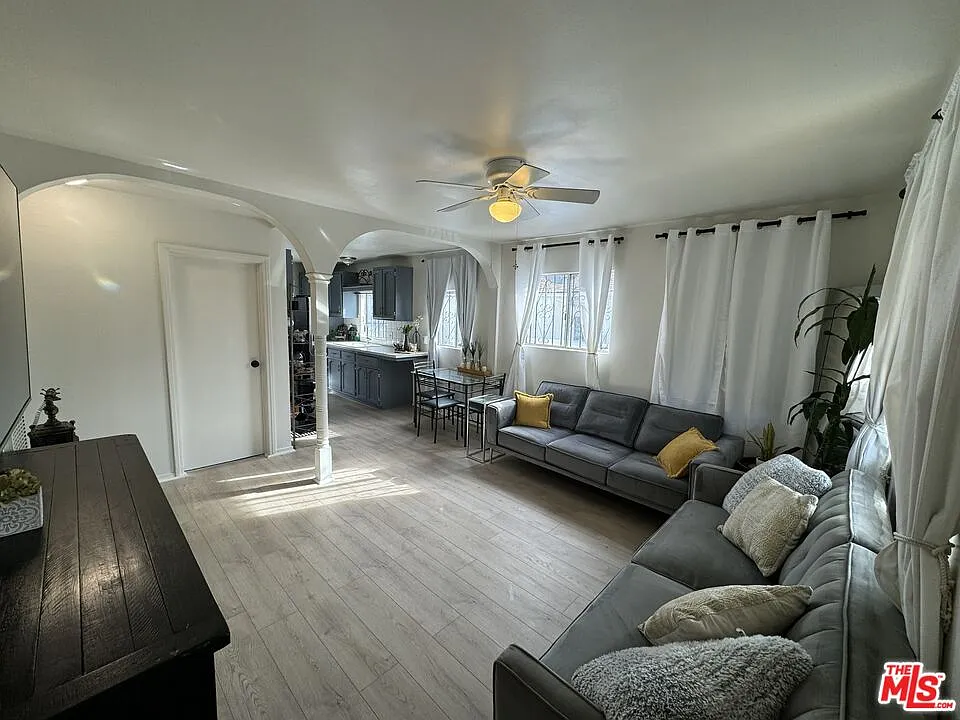 614 Eastmont Ave — Photo 2