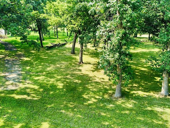 4th image of 1476 Long Lake Dr
