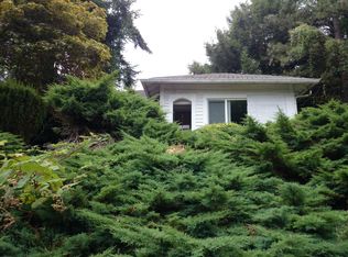 9030 35th Ave SW, Seattle, WA 98126