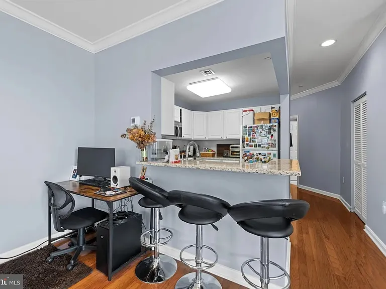 23 Pierside Dr #1116 — Photo 9