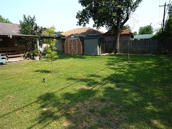 5th image of 9202 Cheswick Dr