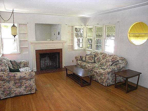 2nd image of 5746 Cleon Ave