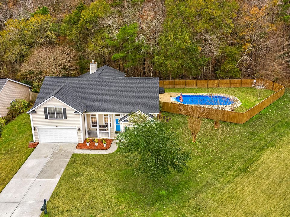 1st image of 114 Corral Cir