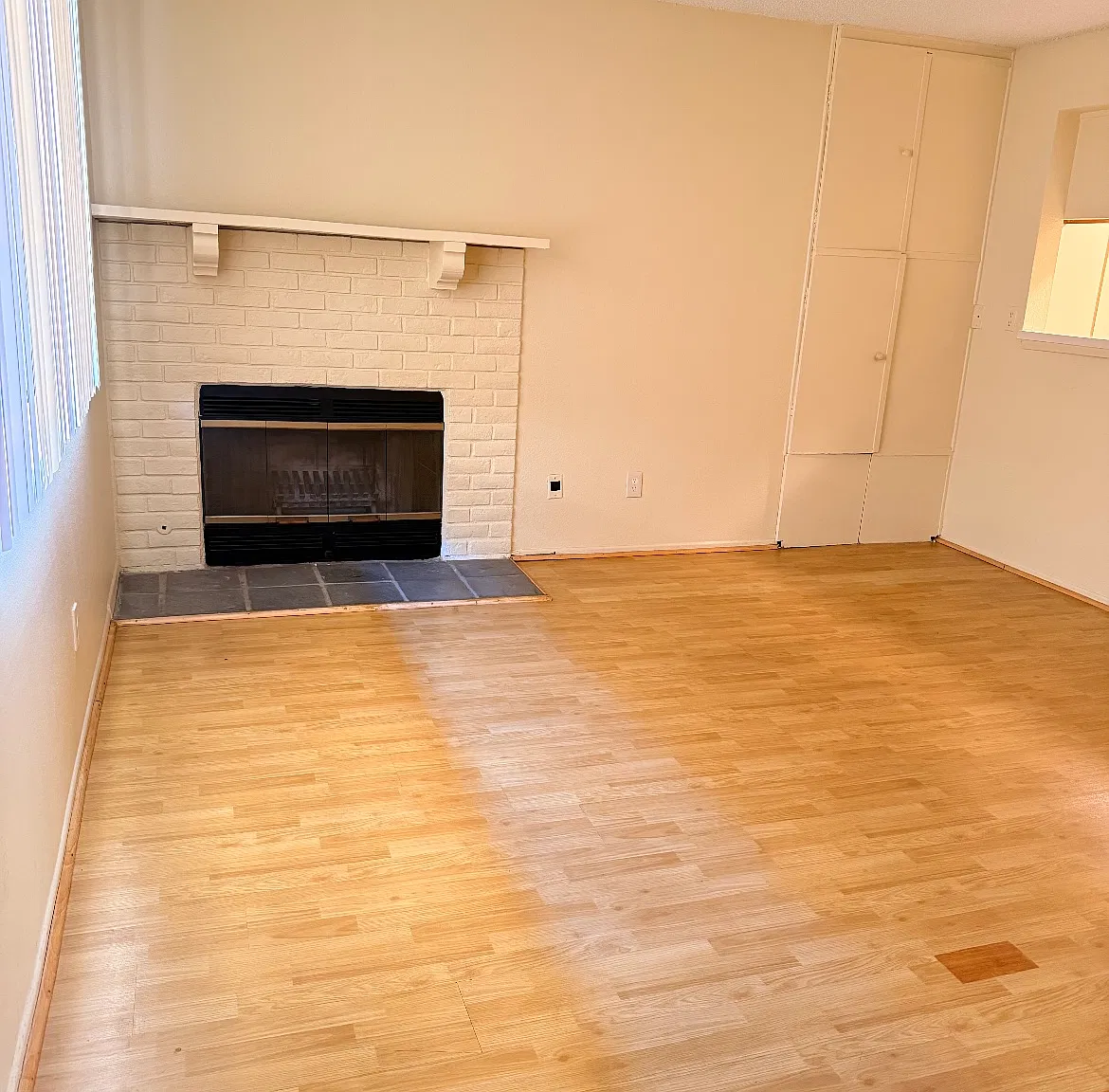 1 bed, 700 sqft, $1,750 — Photo 2