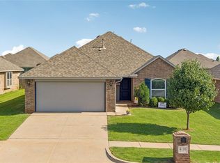 4116 NW 154th St, Edmond, OK 73013