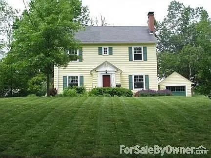 310 Greenwood Ave photo 1
