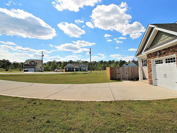 3rd image of 108 Costa Court