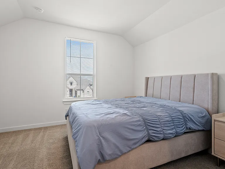 1825 Rough Ridge Trl — Photo 17