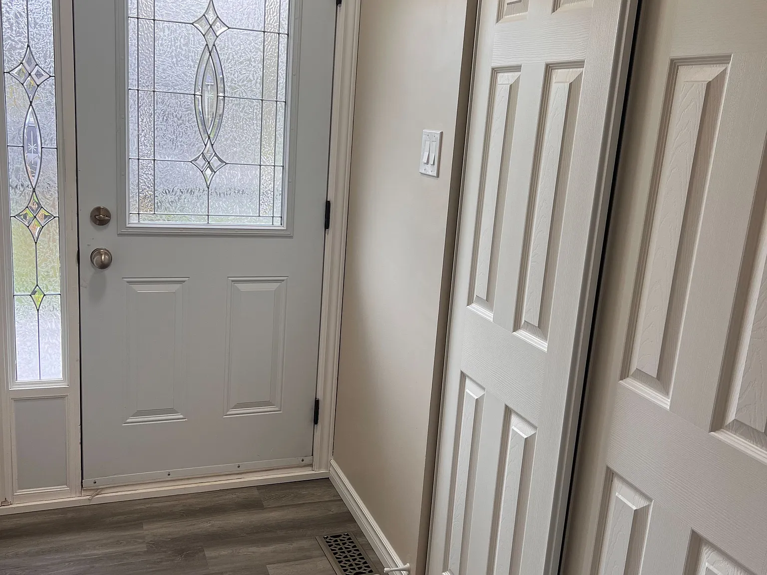 3 bed, $2,550 — Photo 3