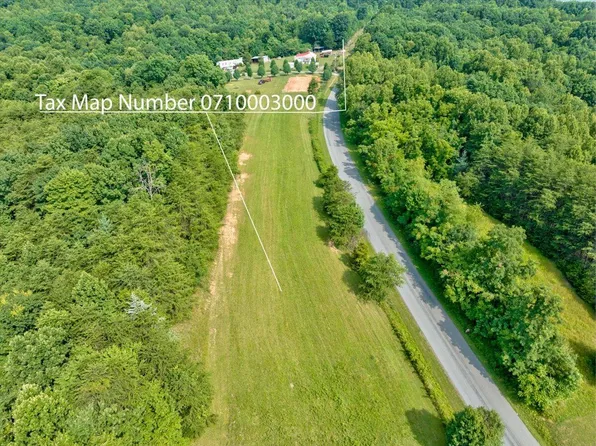 603 Ball Park Rd, Rocky Mount, VA 24151