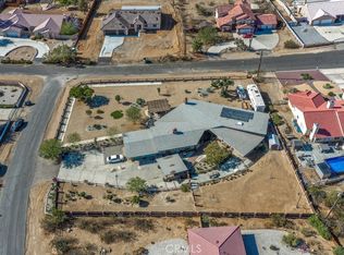 19040 Majela Rd, Apple Valley, CA 92307