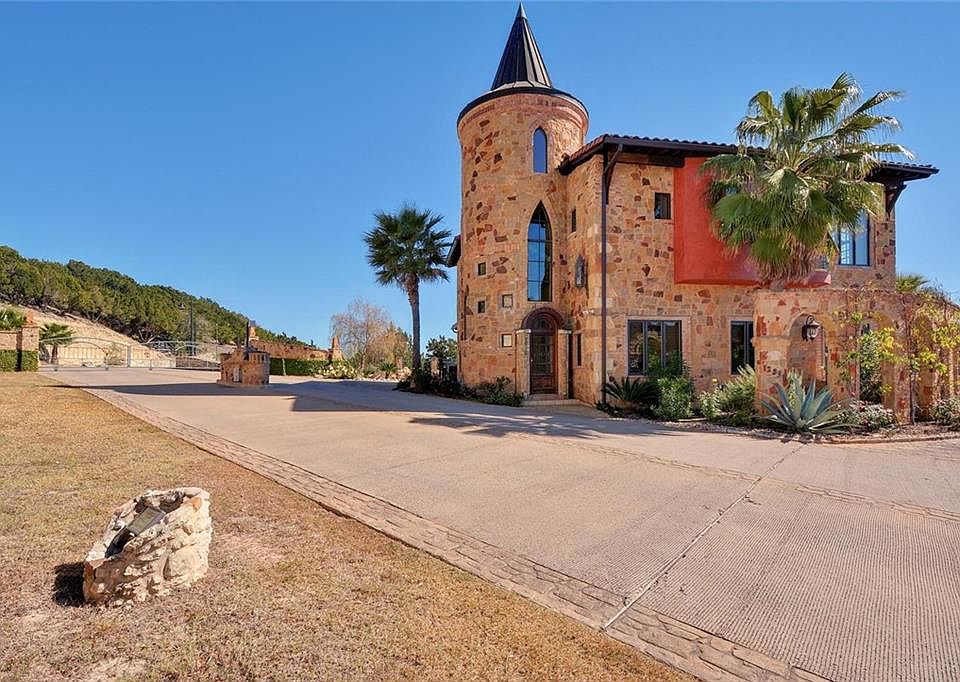 1st image of 13232 Villa Montana Way