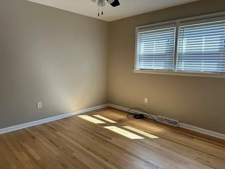 127 Pierce Ave #1 — Photo 5