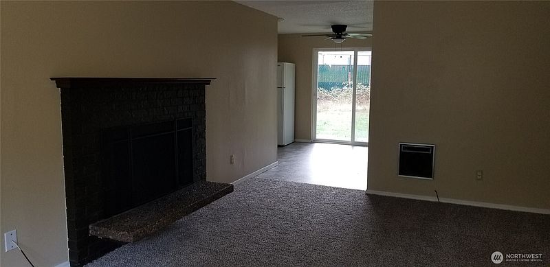 3rd image of 9210 9212 204th Street E