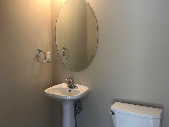 4th image of 2813 Carretas Ct