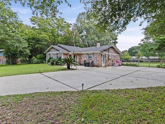 2nd image of 9262 Sandy Creek Ct