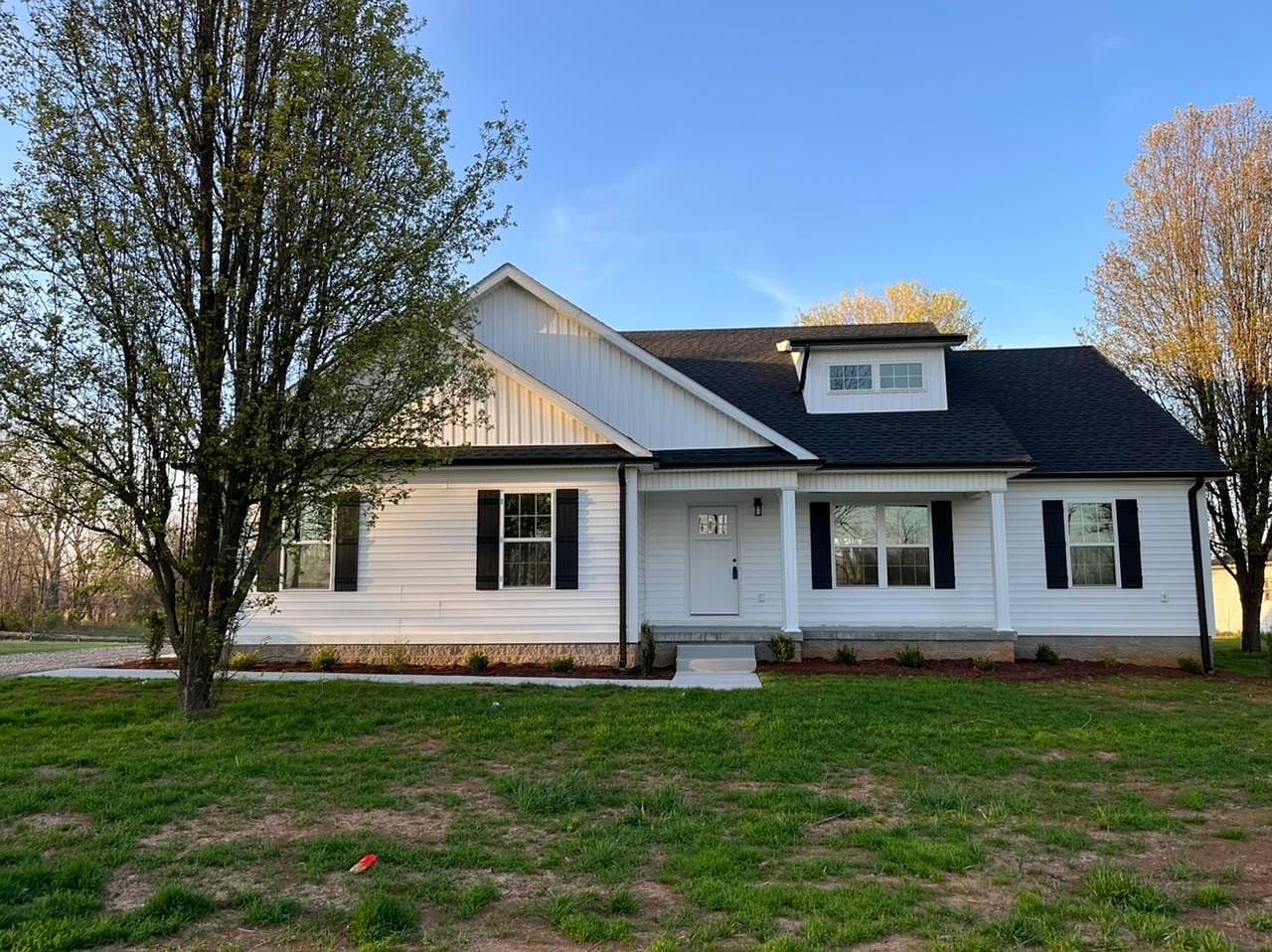 7468 Glasgow Rd, Smiths Grove, KY 42171 Zillow