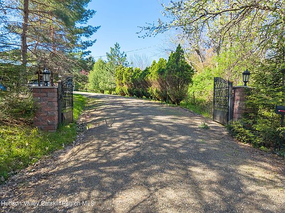 4th image of 162 Fancher Road