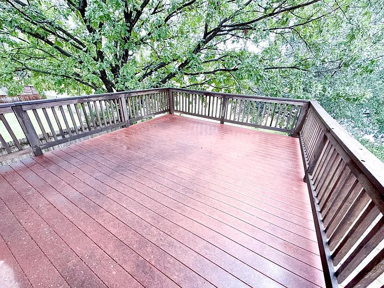 11321 Avering Ln — Photo 23