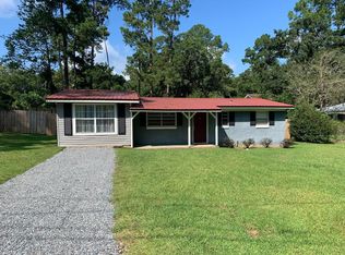 1277 3rd St NE, Cairo, GA 39828